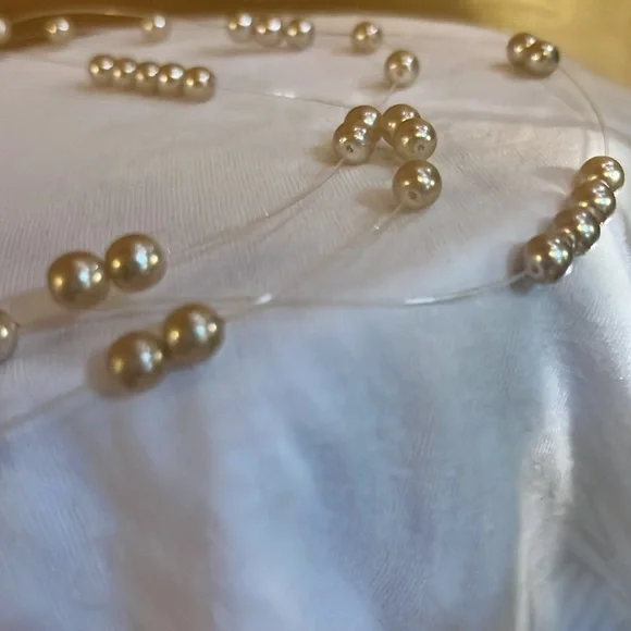 Versai Pearl Necklace - Picture 5 of 7